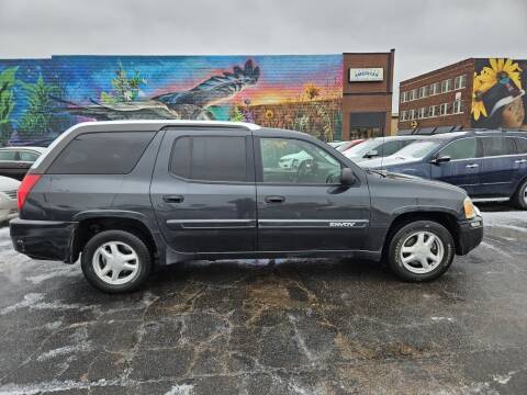 2004 GMC Envoy XUV for sale at RIVERSIDE AUTO SALES in Sioux City IA