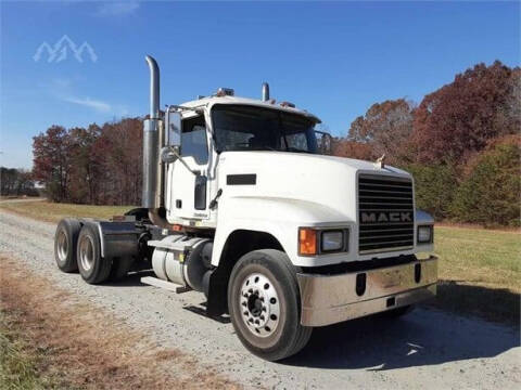 2007 Mack CHN613 for sale at Vehicle Network - Allied Truck and Trailer Sales in Madison NC