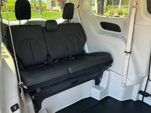 2020 Chrysler Pacifica Touring L Plus