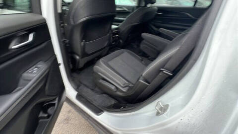 2023 Jeep Grand Cherokee L Laredo