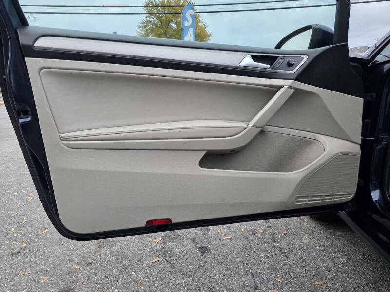 2015 Volkswagen Golf TSI S