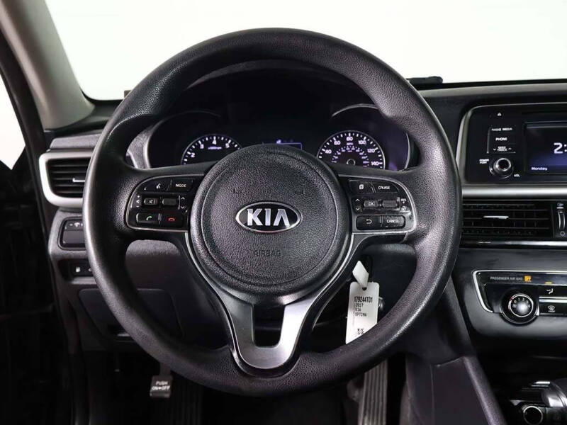 2017 Kia Optima LX