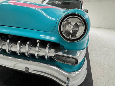 1953 Ford Sunliner