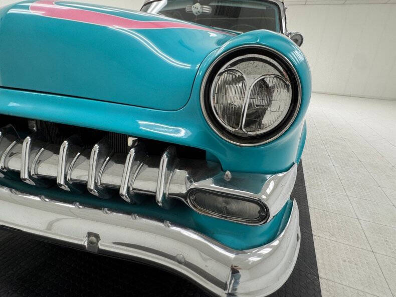 1953 Ford Sunliner
