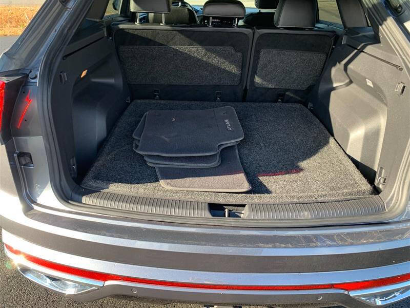 2020 Volkswagen Atlas Cross Sport V6 SEL Premium R-Line 4Motion