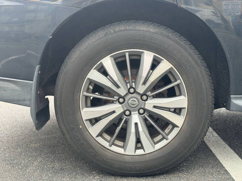 2017 Nissan Pathfinder S