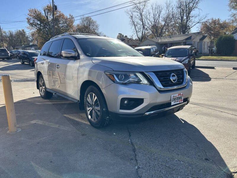 2017 Nissan Pathfinder S