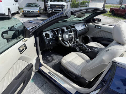 2011 Ford Mustang V6 Premium