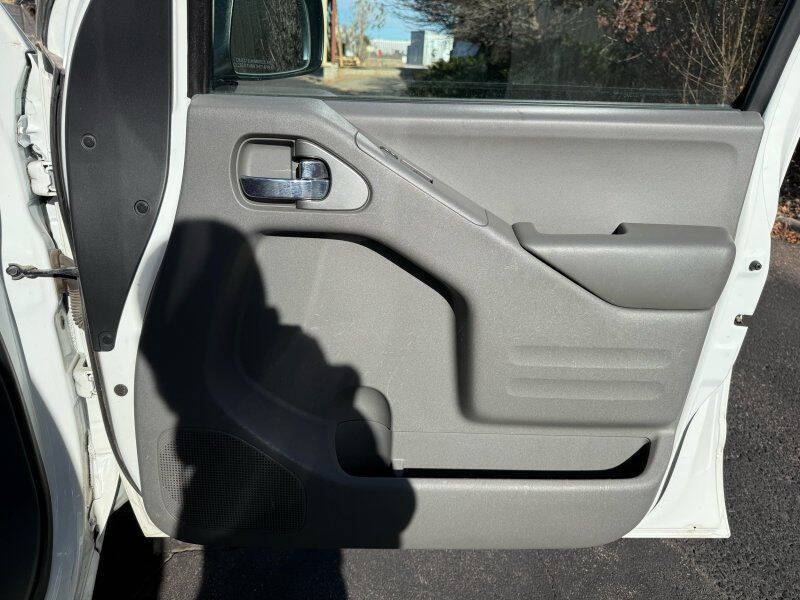 2015 Nissan Frontier SV