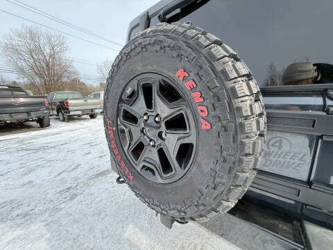 2017 Jeep Wrangler Willys Wheeler