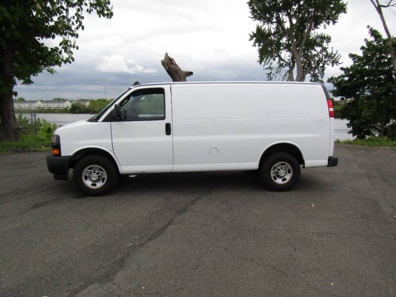 2021 Chevrolet Express 2500