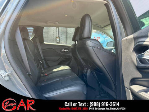 2023 Jeep Cherokee Altitude Lux