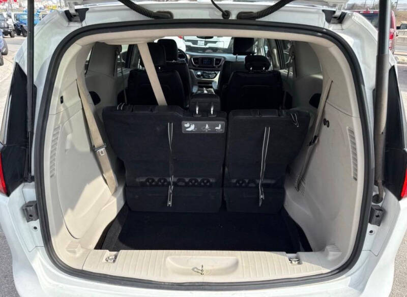 2019 Chrysler Pacifica Touring L