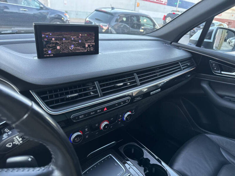 2017 Audi Q7 3.0T quattro Premium Plus