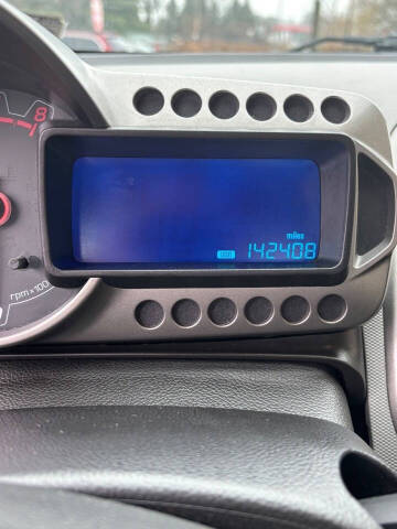 2015 Chevrolet Sonic LT Auto