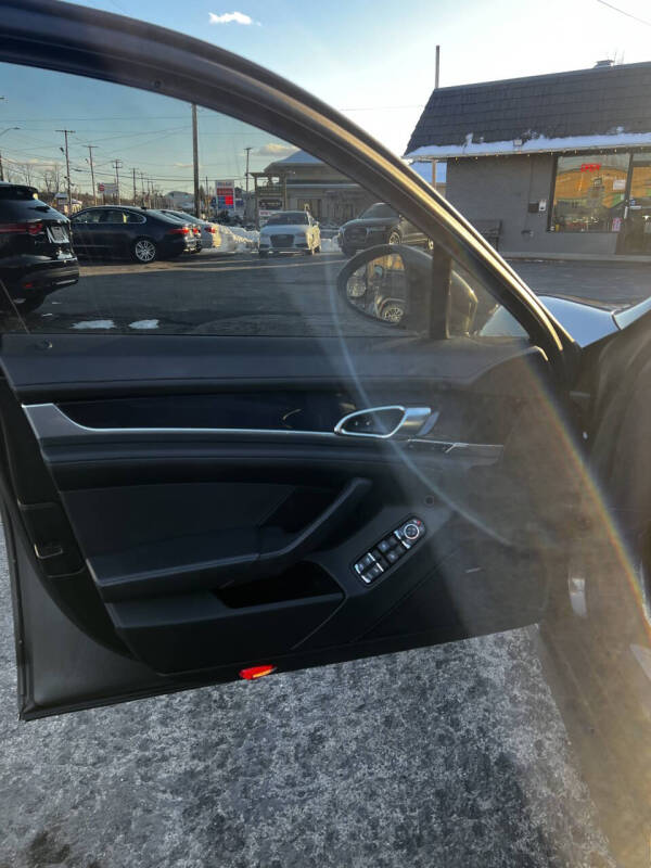 2014 Porsche Panamera 4