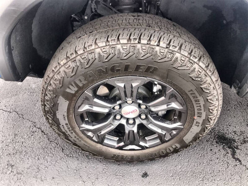 2024 GMC Canyon Elevation