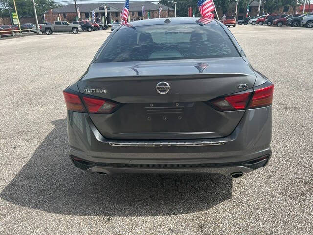 2020 Nissan Altima 2.5 SR
