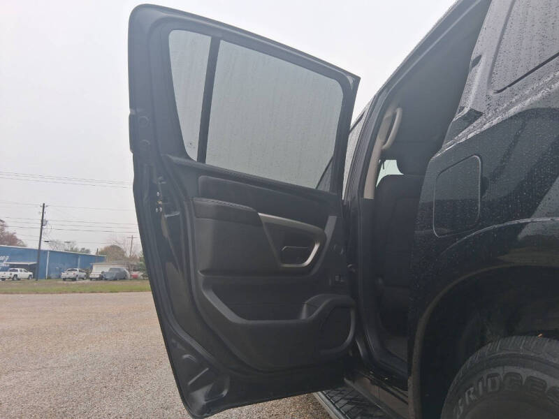 2015 Nissan Armada Platinum