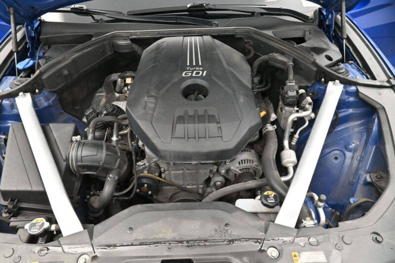 2023 Genesis G70