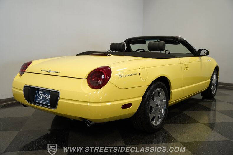 2002 Ford Thunderbird Deluxe