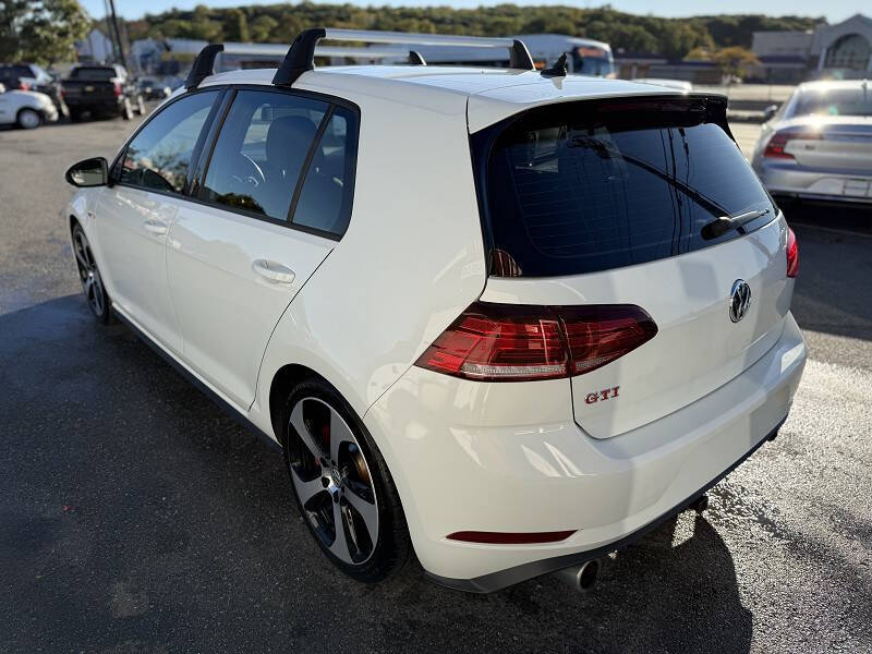 2019 Volkswagen Golf GTI