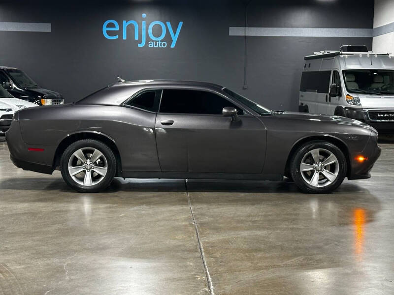 2015 Dodge Challenger SXT