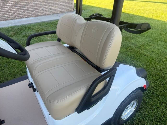 2026 Yamaha PTV QuieTech Golf Car - White