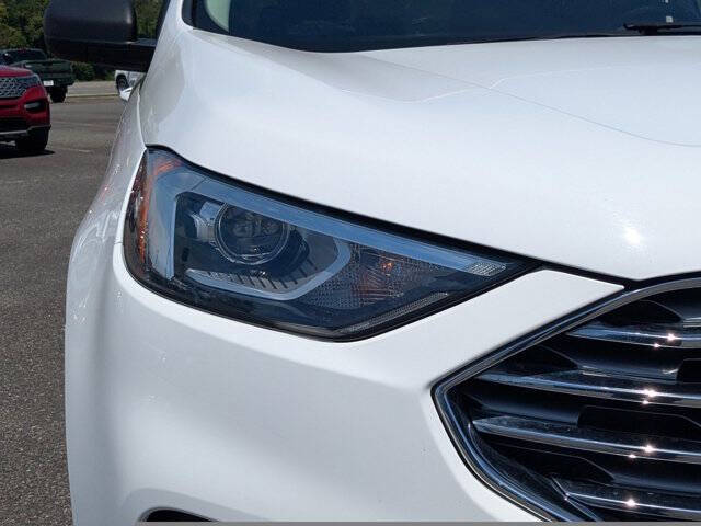 2021 Ford Edge SE