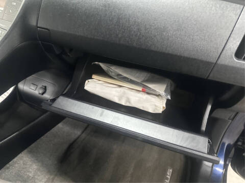 2014 Toyota Prius Two