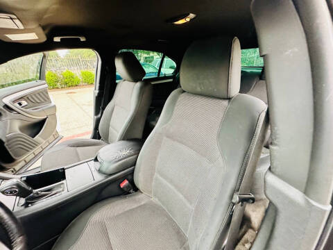 2015 Ford Taurus SEL