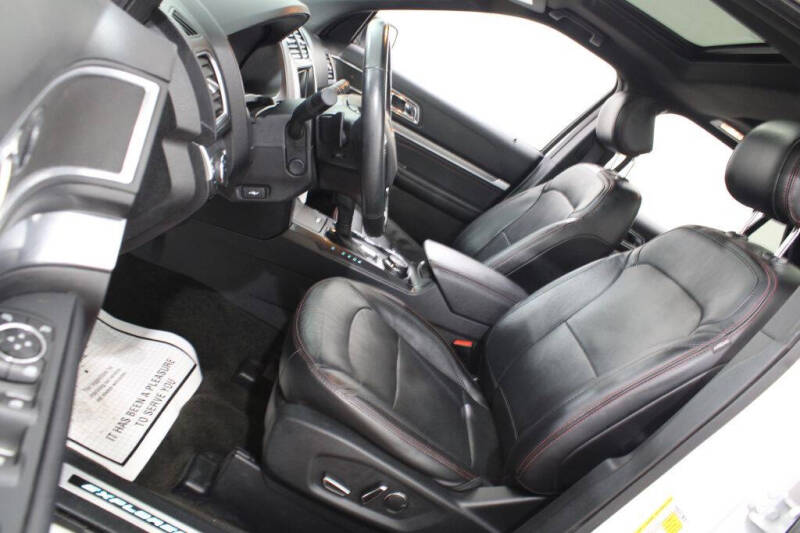 2017 Ford Explorer Sport