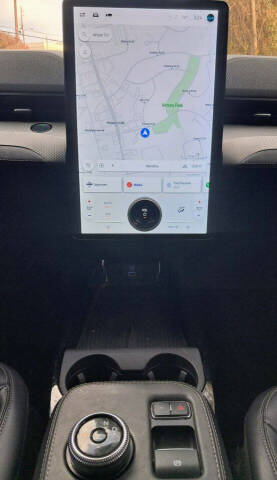 2022 Ford Mustang Mach-E Select