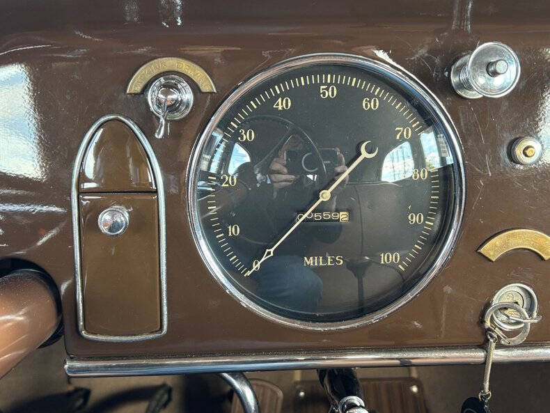 1934 Chrysler Airflow