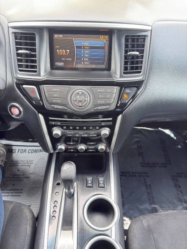 2014 Nissan Pathfinder S