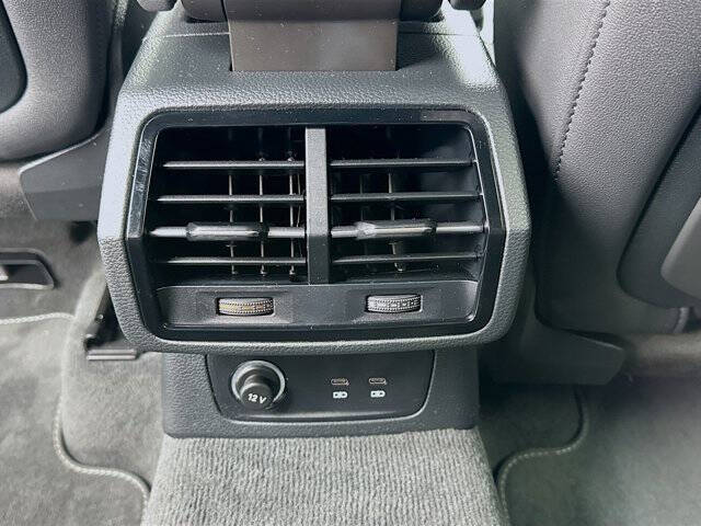 2021 Audi Q3 quattro Premium Plus 40 TFSI