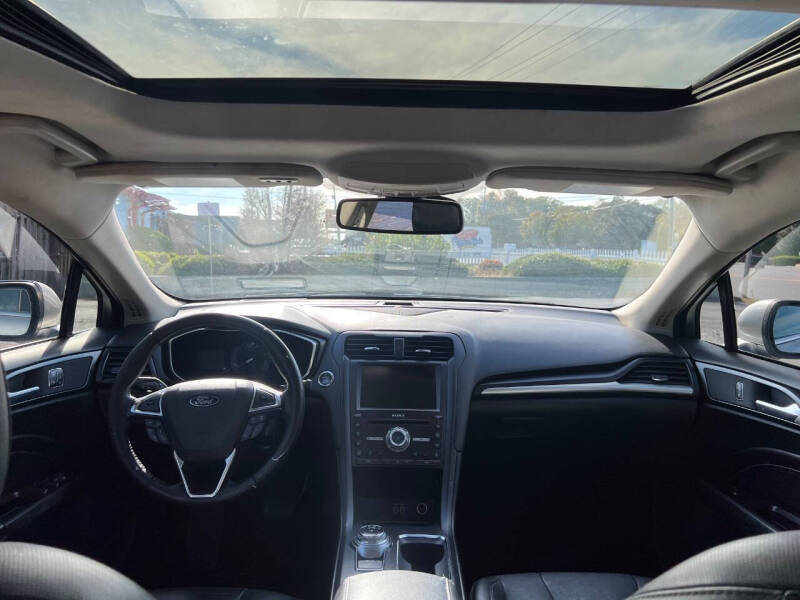 2020 Ford Fusion Titanium