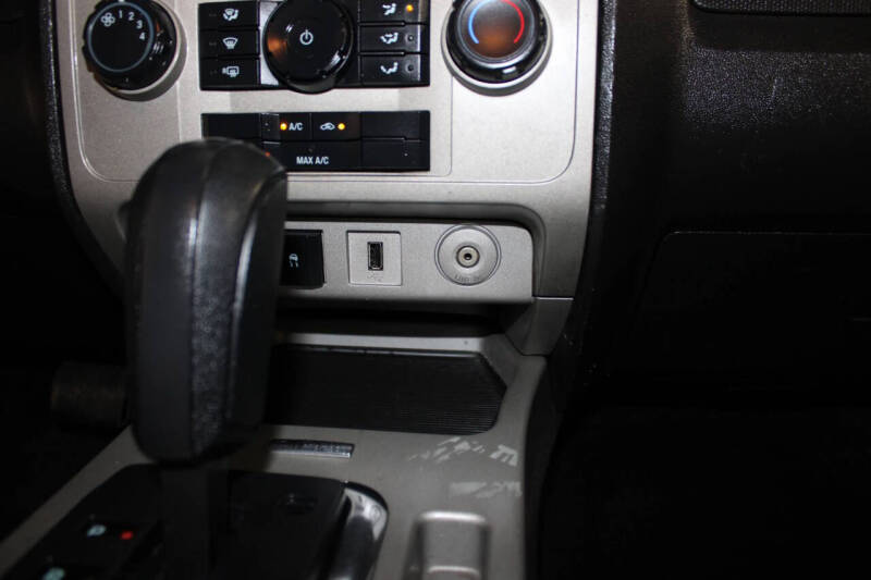2010 Ford Escape XLT