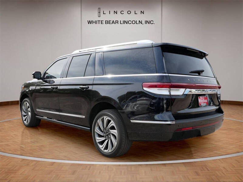2022 Lincoln Navigator L Reserve