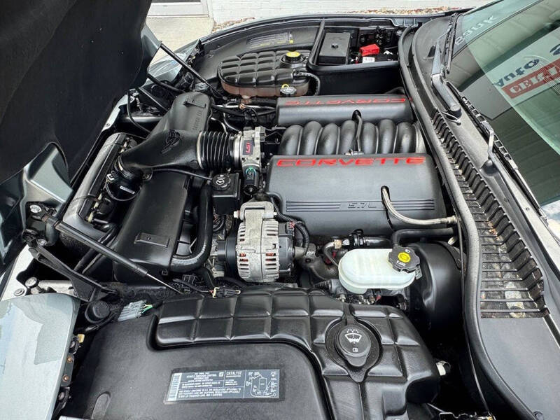 2004 Chevrolet Corvette