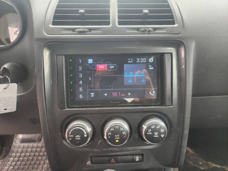 2012 Dodge Challenger SXT