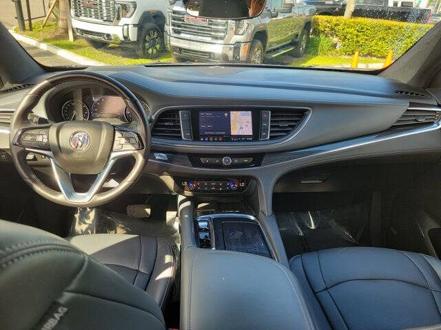 2023 Buick Enclave Premium