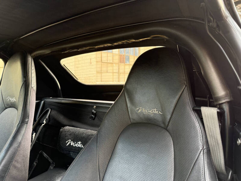 2002 Mazda MX-5 Miata SE