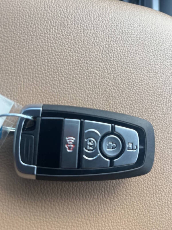 2026 Ford F-350 Super Duty Lariat