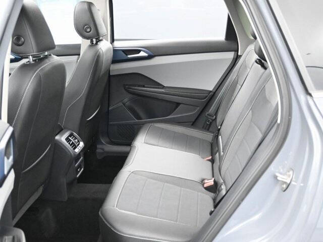 2024 Volkswagen Taos SE 4Motion