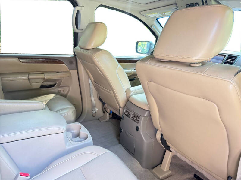 2012 Nissan Armada Platinum