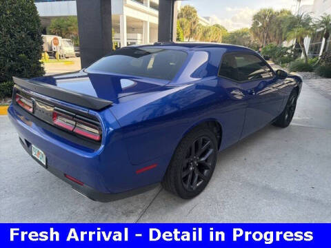 2021 Dodge Challenger SXT