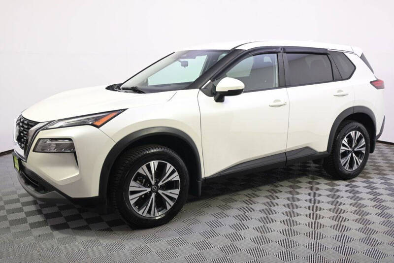 Used 2022 Nissan Rogue SV with VIN 5N1BT3BB9NC728143 for sale in Minnetonka, Minnesota