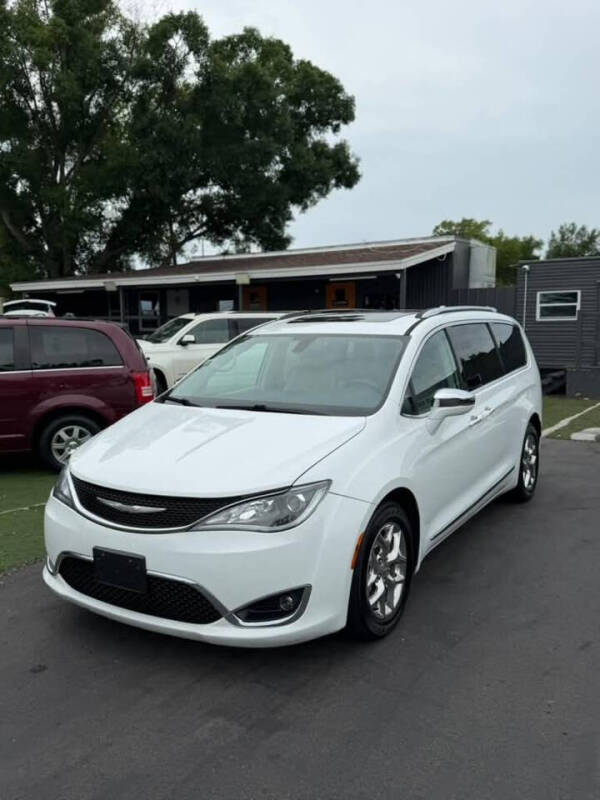 2017 Chrysler Pacifica Limited