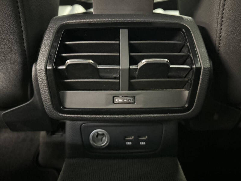 2019 Audi Q3 quattro Premium 45 TFSI